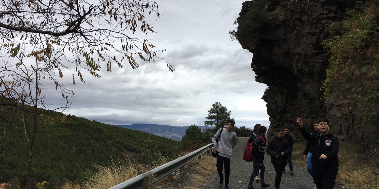 Ruta en Sierra Nevada de los alumnos de 1º de Bachillerato y 2ºFPB