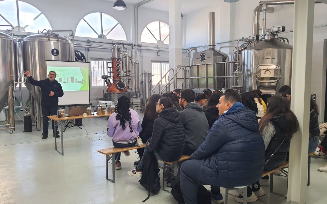Visita a Cervezas y Destilados NEVADA (Fondón)