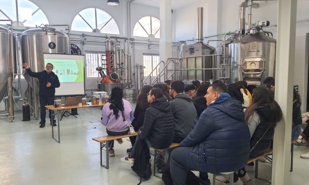 Visita a Cervezas y Destilados NEVADA (Fondón)